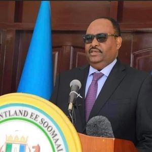 Meet your Posher, Hani